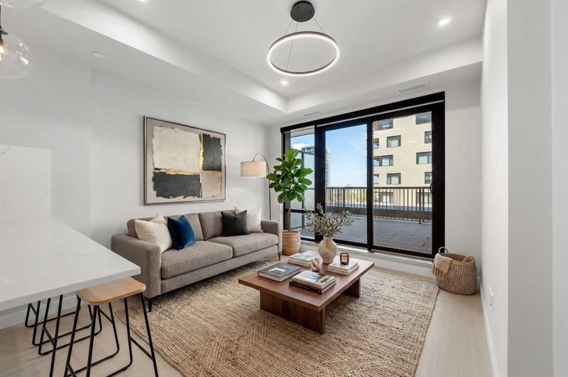 309 - 8375 Broadcast Avenue SW