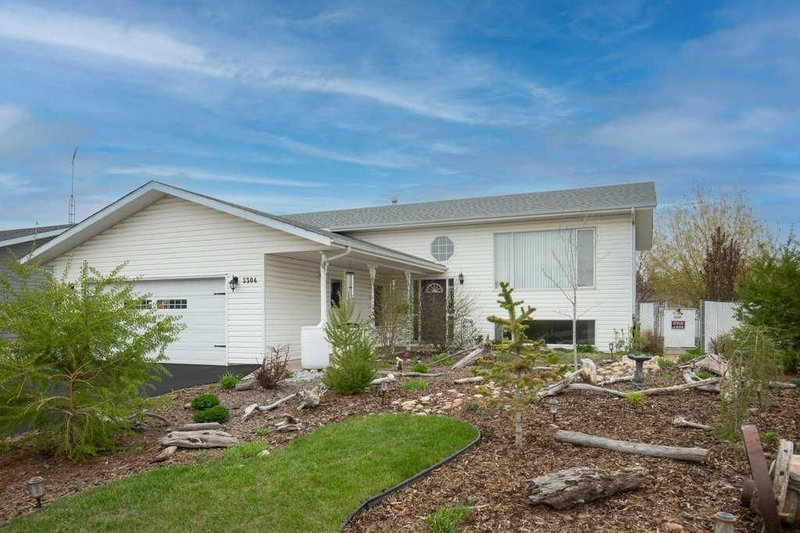 Recently sold home in Southwest Innisfail