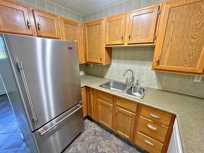 102 - 7031 Gray Drive