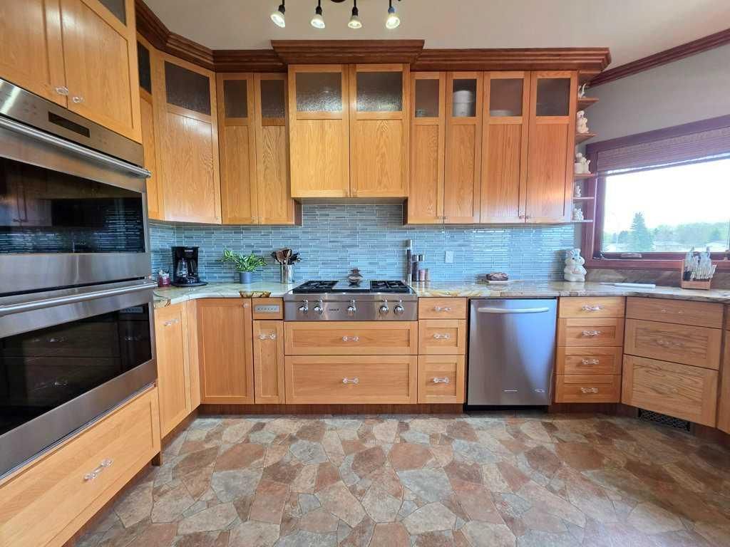 Listing Image 16