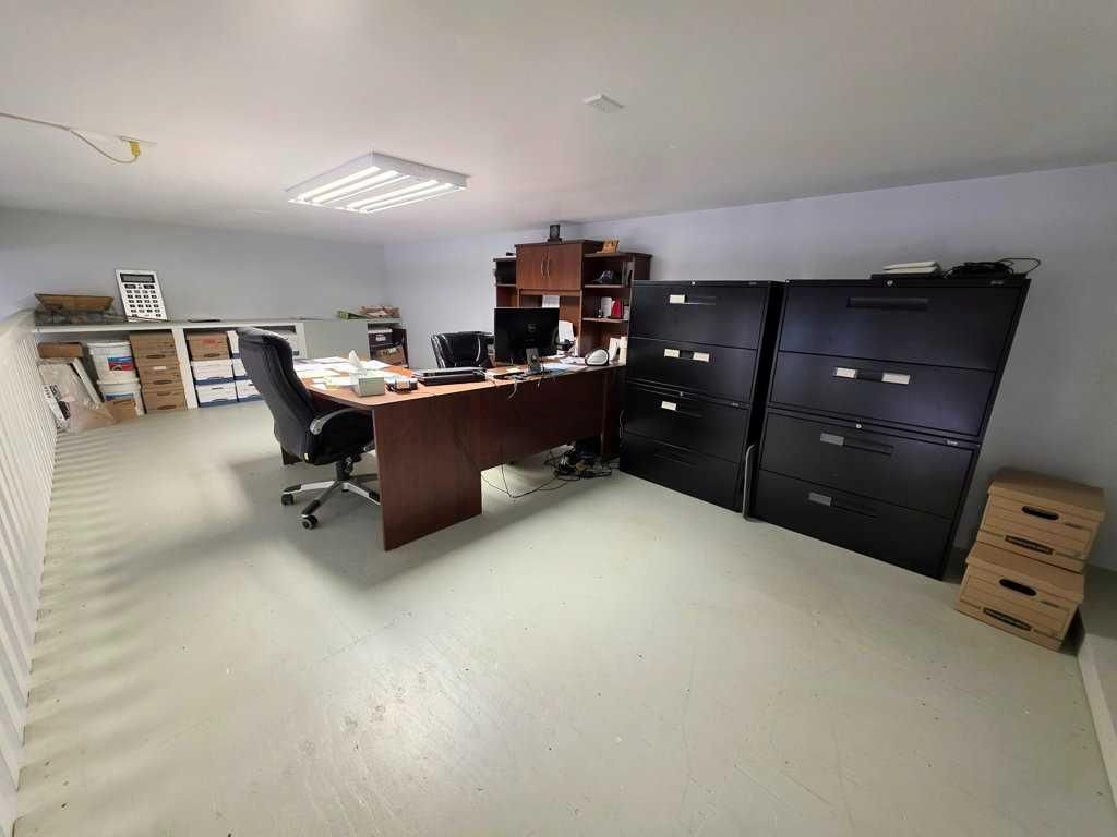 Listing Image 48