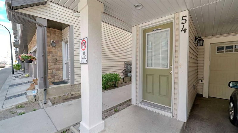54 New Brighton Point SE