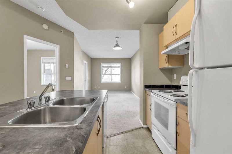1103 - 73 Erin Woods Court SE