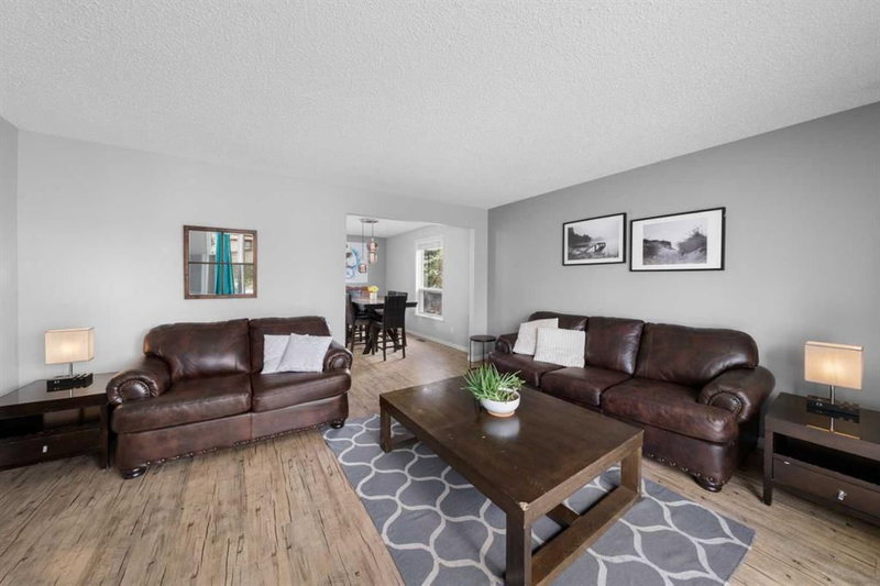 38 Suntree Lane, Suntree — interior photo 7