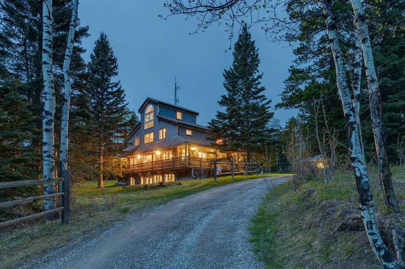 7 Aspen Creek Drive, Aspen Creek Estates — interior photo