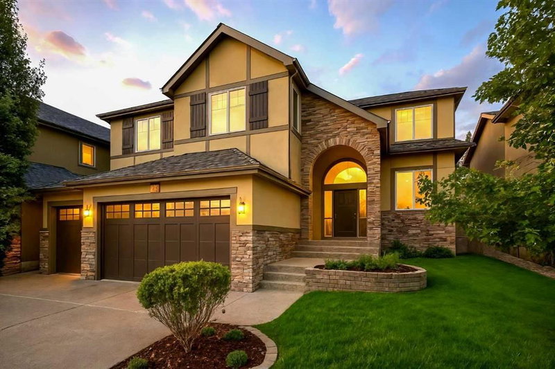 214 Aspen Glen Place SW, Calgary, Alberta