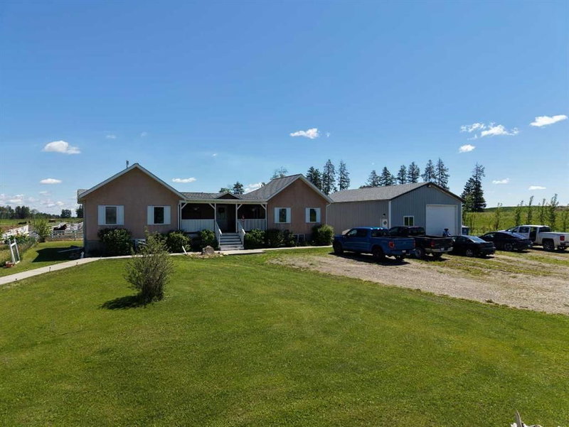 10 - 33139 Range Road 55