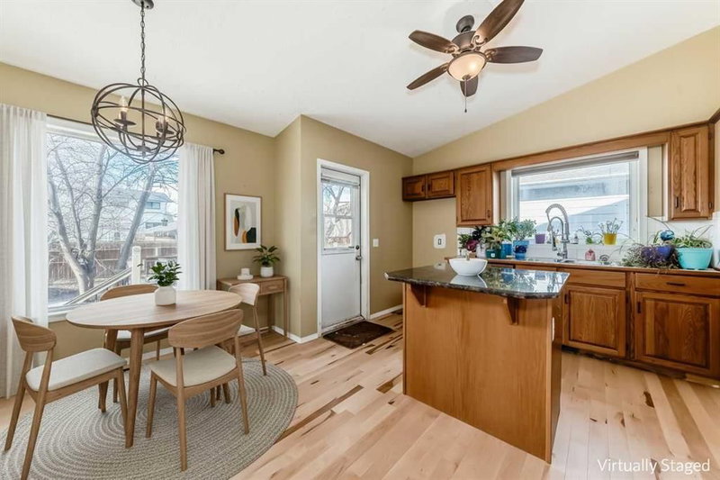 50 Green Meadow Drive, Green Meadow — interior photo 6