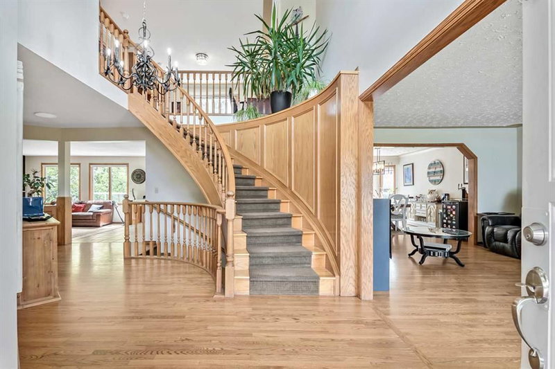 35 Candle Court SW