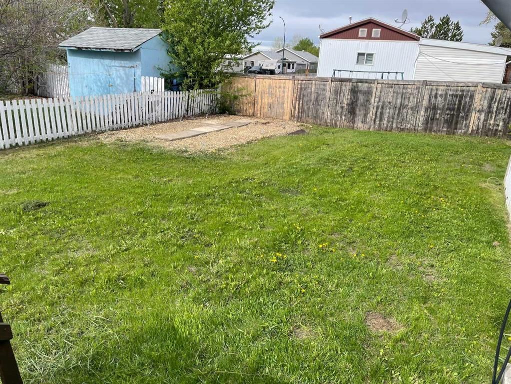 Listing Image 12
