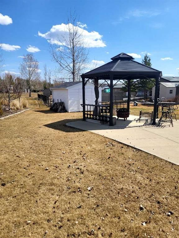 166A - 10042 Township Road 422