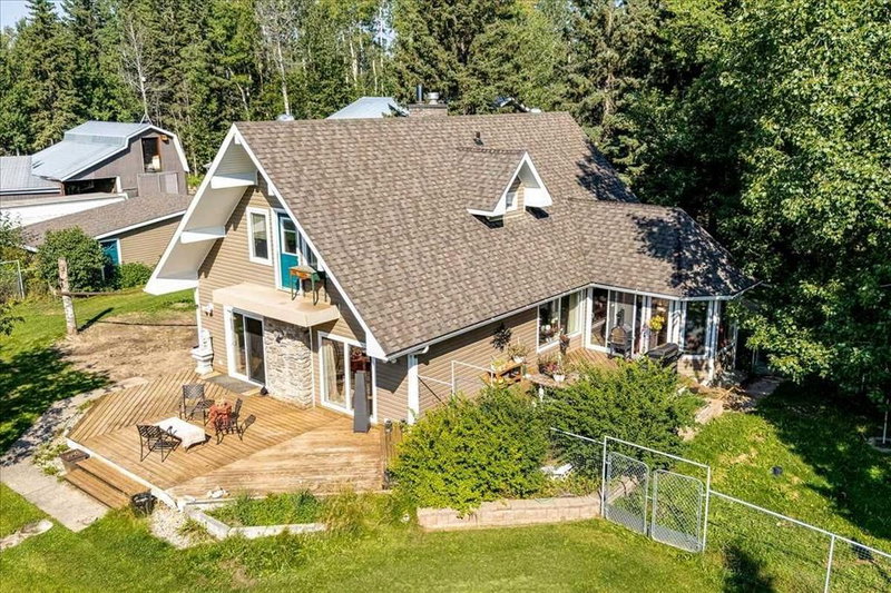319 Clearwater Heights Close