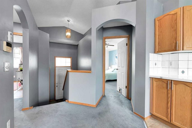 21 Erin Meadow Manor SE