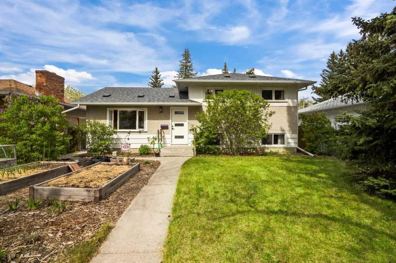 2716 Brecken Road NW, Calgary, Alberta