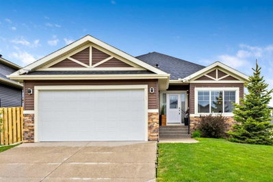 1 Lakes Estates Circle