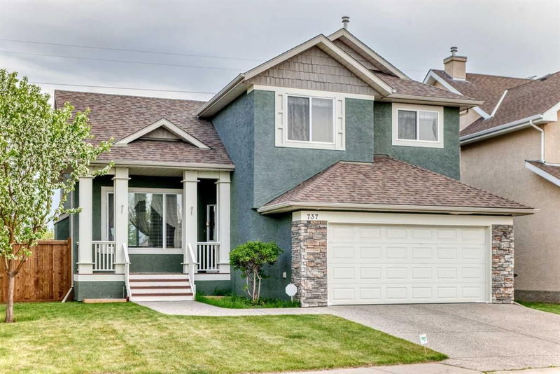 737 Wentworth Place SW, Calgary, Alberta