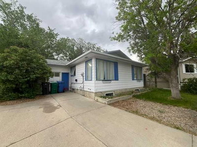 170 Pensacola Court W
