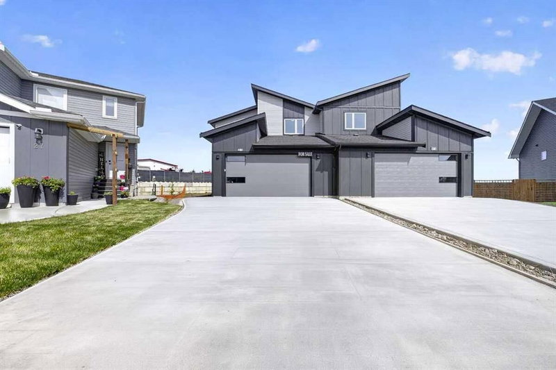 26B Poplar Ridge Close