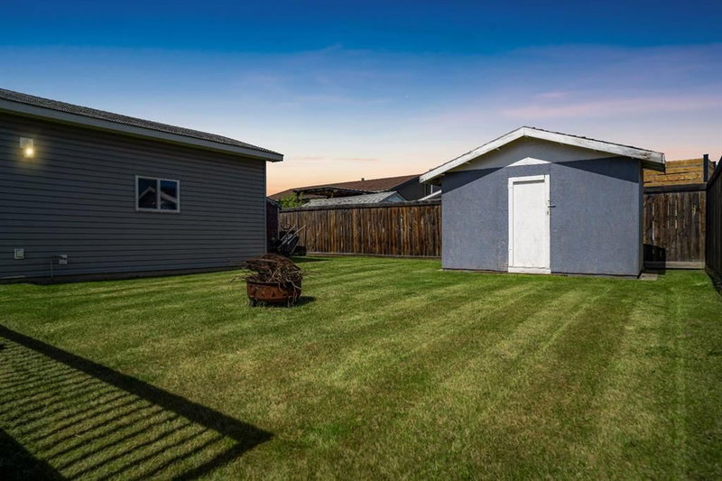 110 Parmenter Crescent