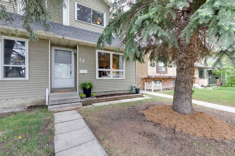 54 Bermondsey Road NW, Calgary, Alberta