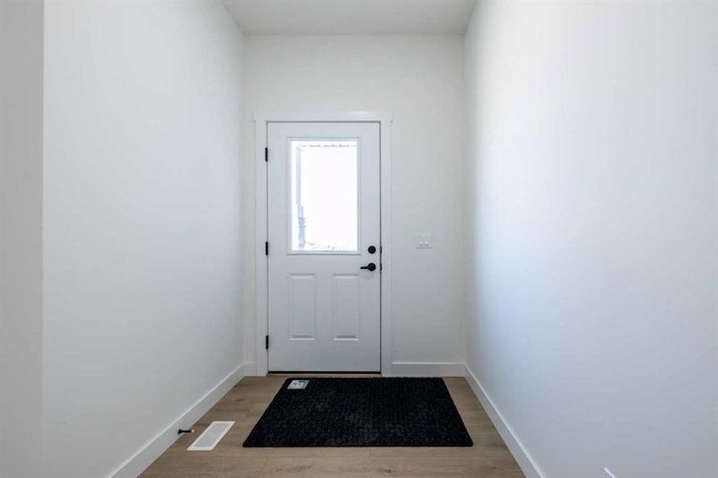 145 Sora Gardens SE