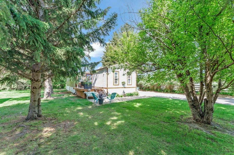 20 Josephine Avenue SW