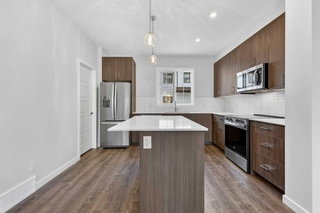 105 - 40 Creekside Way SW