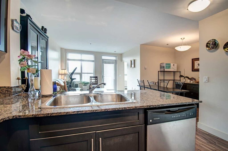 515, 955 McPherson Road NE, Bridgeland/Riverside — interior photo 5