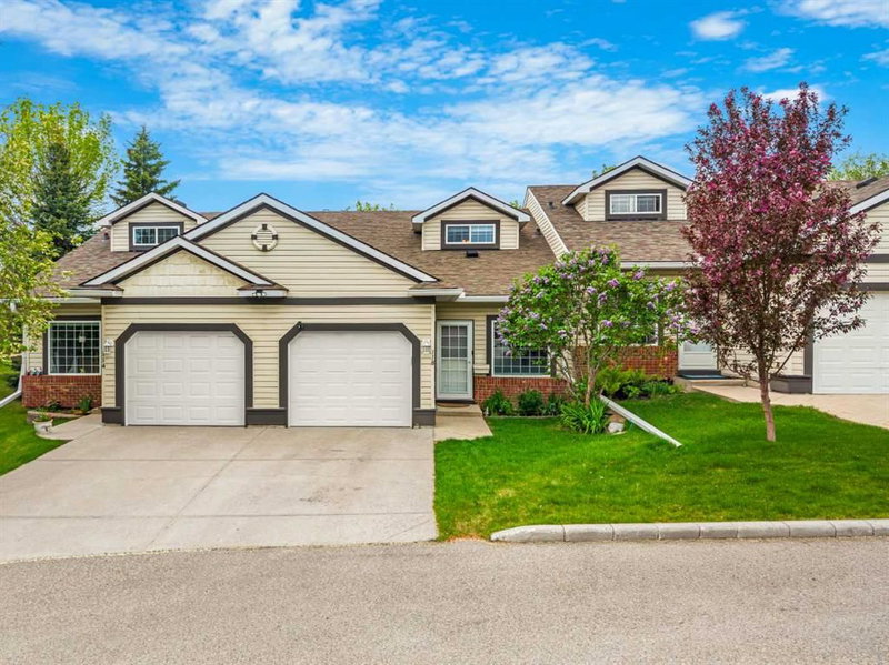 118 Somervale Point SW, Calgary, Alberta