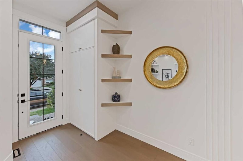 2221 Halifax Crescent NW, Banff Trail — interior photo 6
