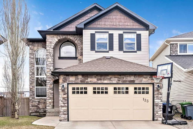 133 Channelside Cove SW, Airdrie, Alberta