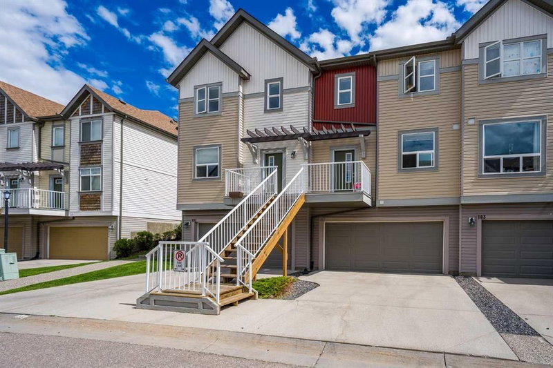 187 Copperstone Cove SE