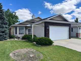 93 Heritage Crescent W