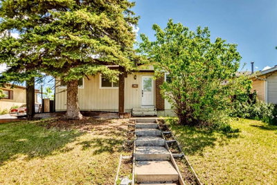 3224 Rundlelawn Road NE