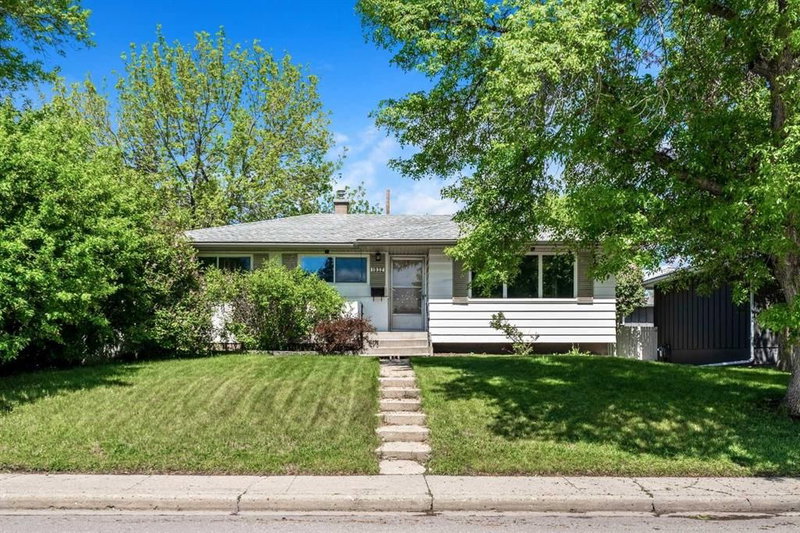 1032 89 Avenue SW, Calgary, Alberta
