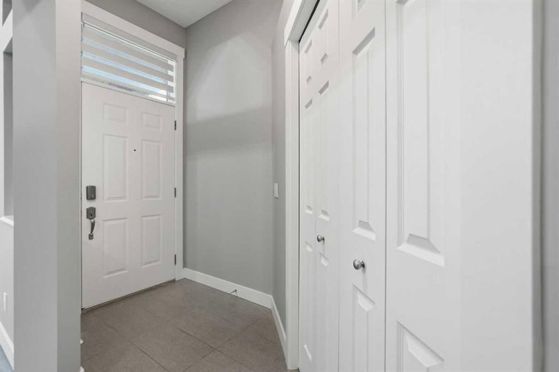 209 Oakmere Close
