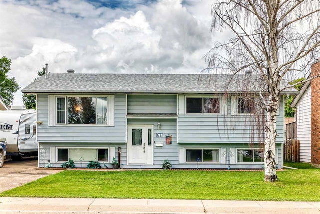 67 Newcombe Crescent