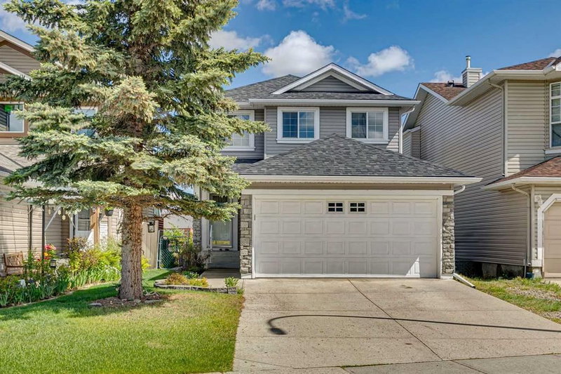 18 Bridlewood Way SW, Calgary, Alberta