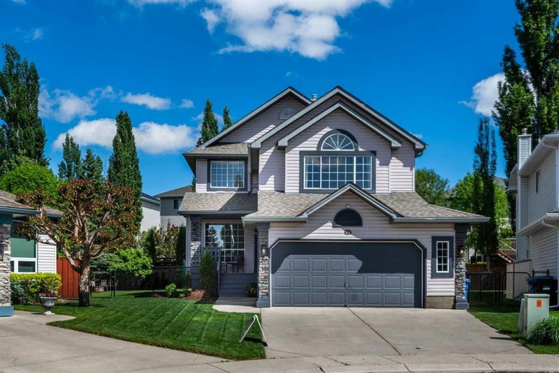 74 Douglasview Circle SE, Calgary, Alberta