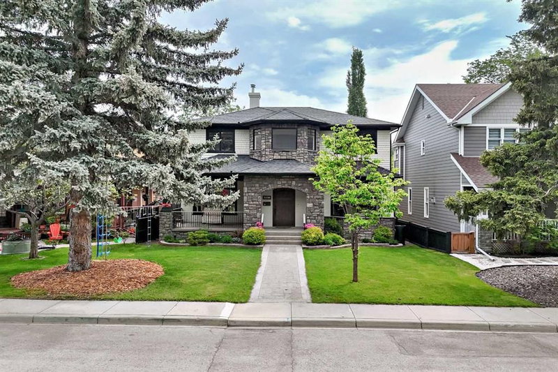 3230 8 Street SW, Calgary, Alberta