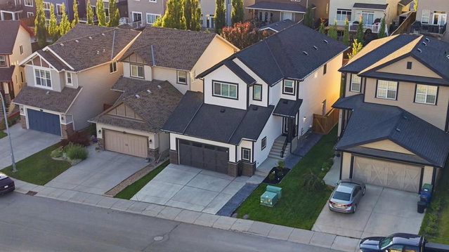 92 Heritage Hill
