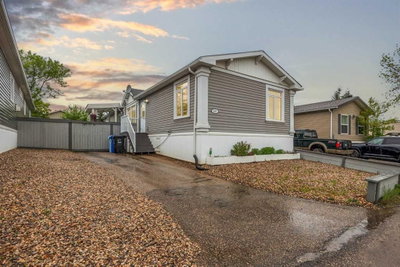 160 Grey Crescent