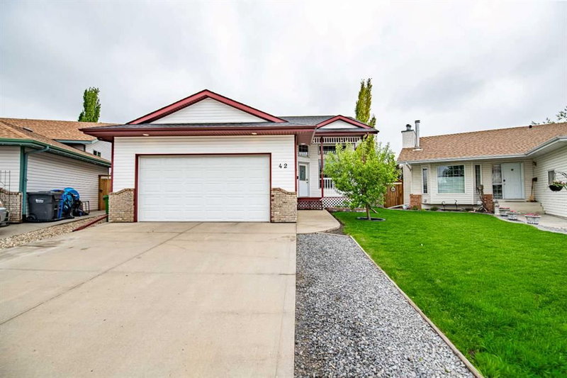 42 Logan Close, Red Deer, Alberta