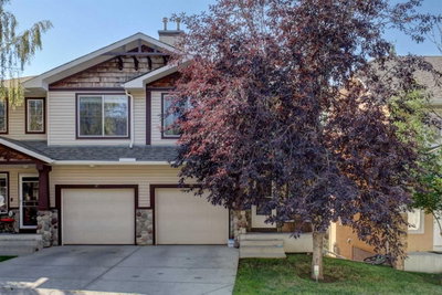 35 Hidden Creek Rise NW