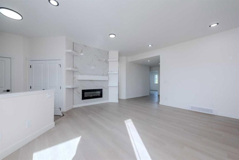 93 Coral Reef Crescent NE, Coral Springs — interior photo 7