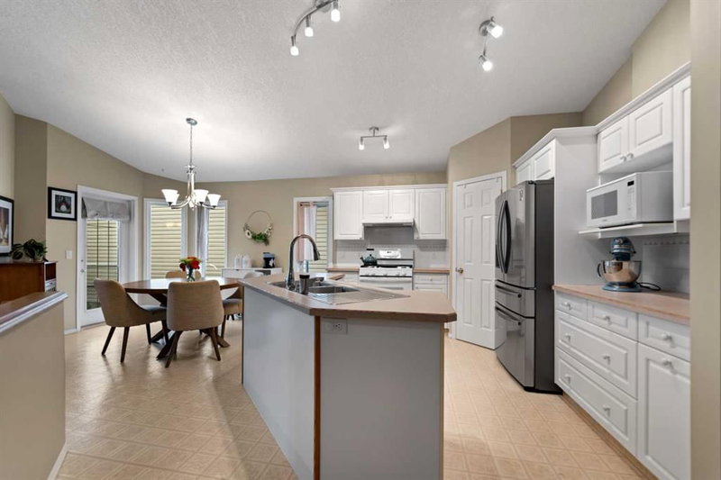 13 Somerset Gate SW, Somerset — interior photo 6