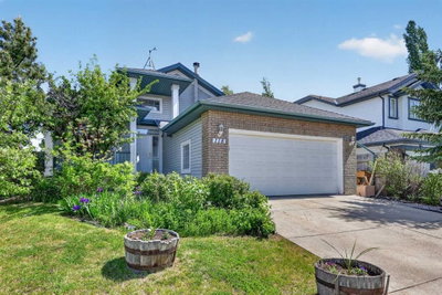 118 Invermere Drive Drive