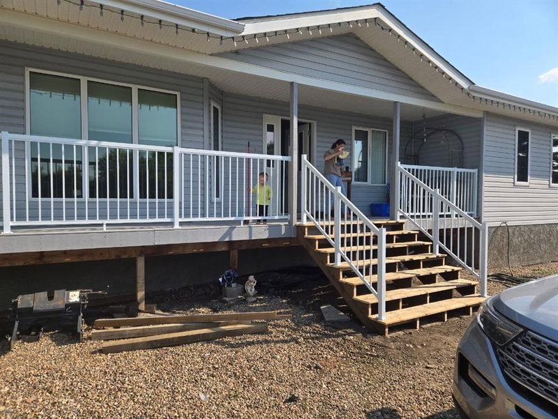 103 2nd Avenue W