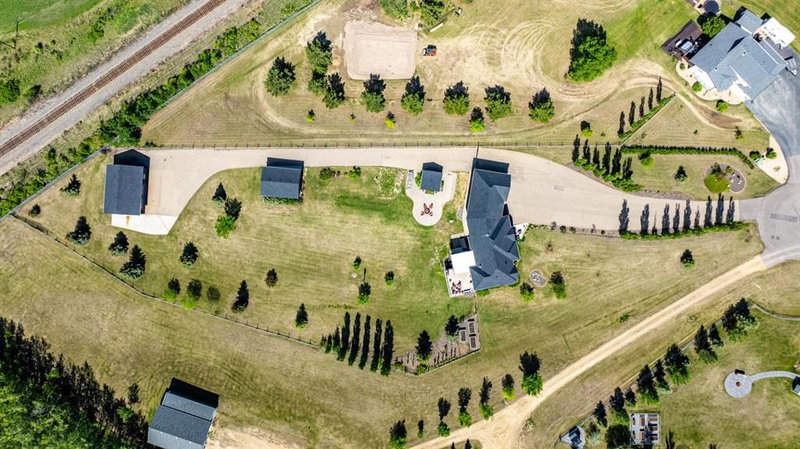 250-27240 392 Township, Rural Red Deer County — listing photo 3