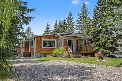 405 Ghost Lake Village